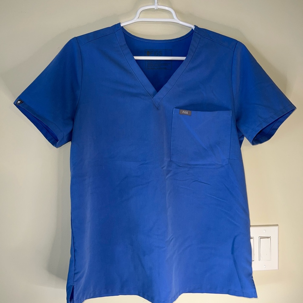 FIGS scrub top blue medium